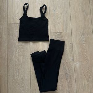 2-Piece Set - Ribbed top and ribbed leggings